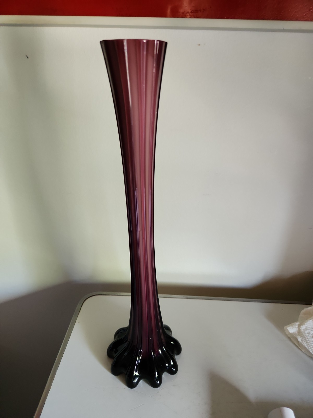 Mid Century 60’s Swung Art Glass Amethyst Vase.” Bohemian L.E. Smith Or Viking
