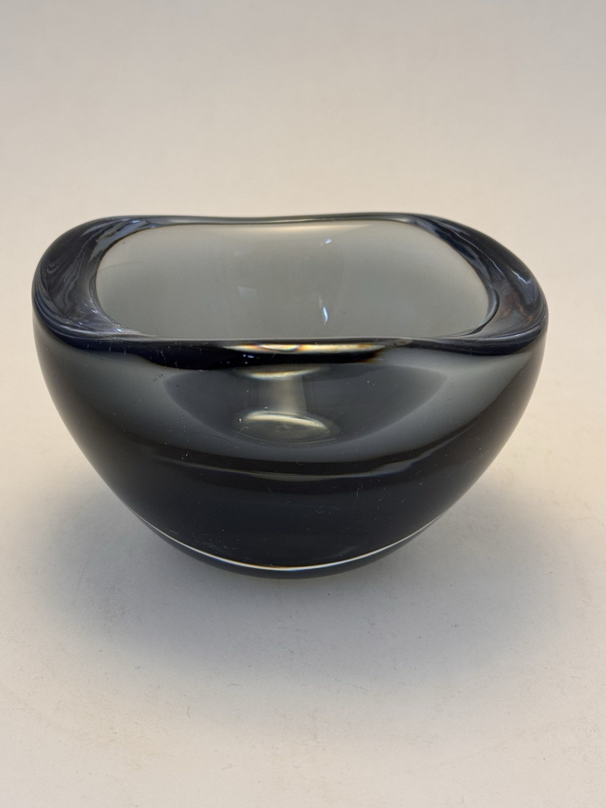 Orrefors PU 3092/1 Sven Palmquist Signed Gray Clear Cased Art Glass Bowl
