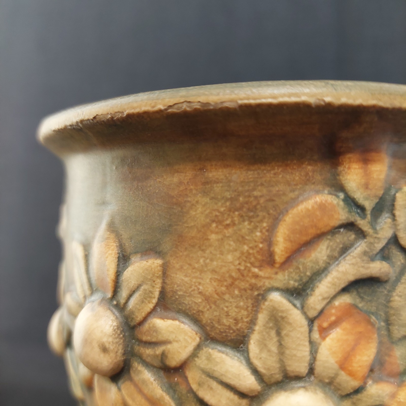Weller Art Pottery Woodcraft Banyan Tree Chalice Vase 1920-1933 Art Nouveau