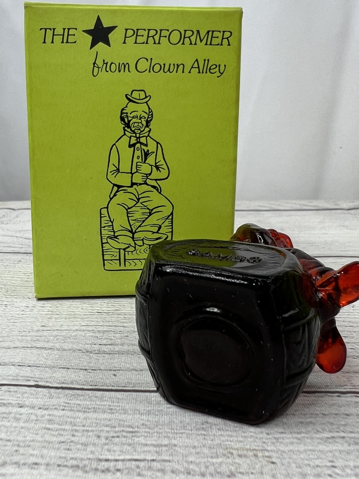 Mosser Glass Clown Alley The Performer Sambo Ohio 1982 w box 3 3/8 in slag glass