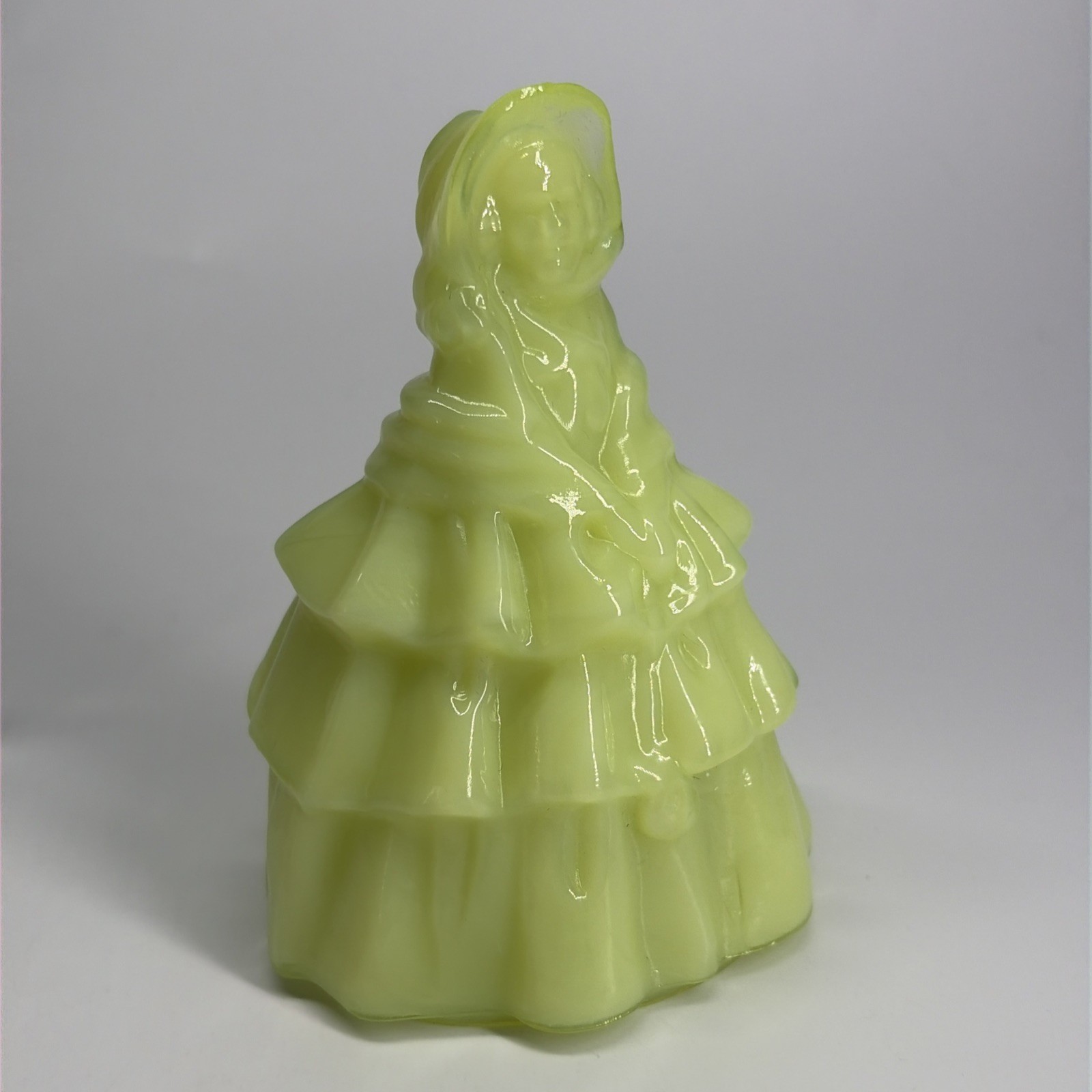 Boyd Louise Doll Figurine 4.25″ Lemon Ice Custard Uranium Glass UV Glow