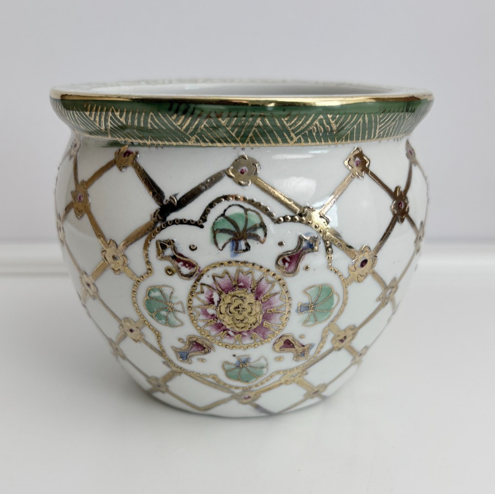 Lemax Ceramic Asian Inspired Planter / Vase 4 Inches Tall