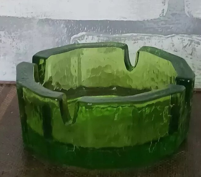 MCM Blenko Green Glass Ashtray Vint Pebble Texture Art 3.3/4 in Trinket Dish