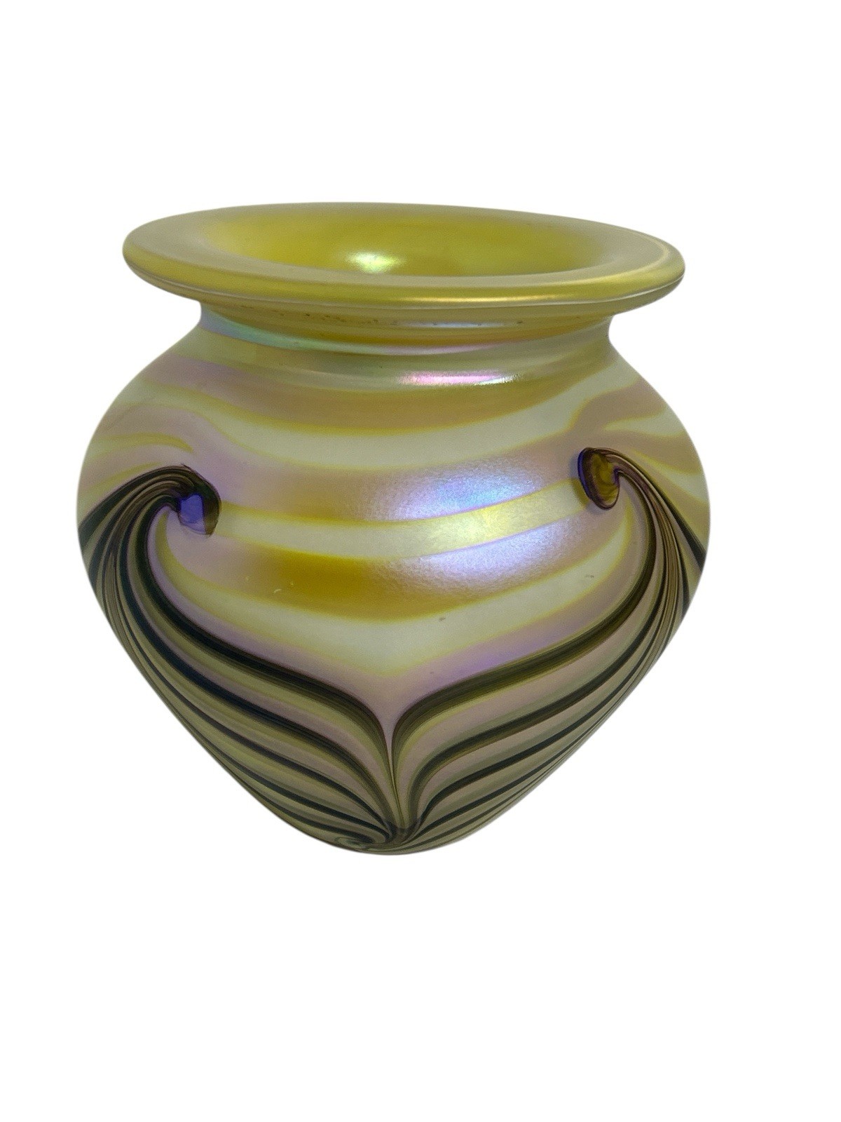 Gorgeous Art Glass Vase signed Eickholt 2011 Gold Pulled Feather Iridescent
