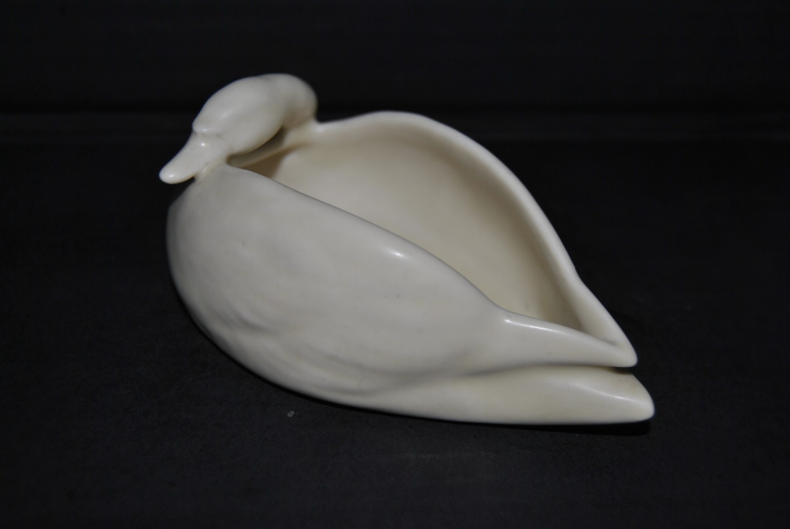 Rookwood Ivory Swan Pin Tray 1933 Shape #1213
