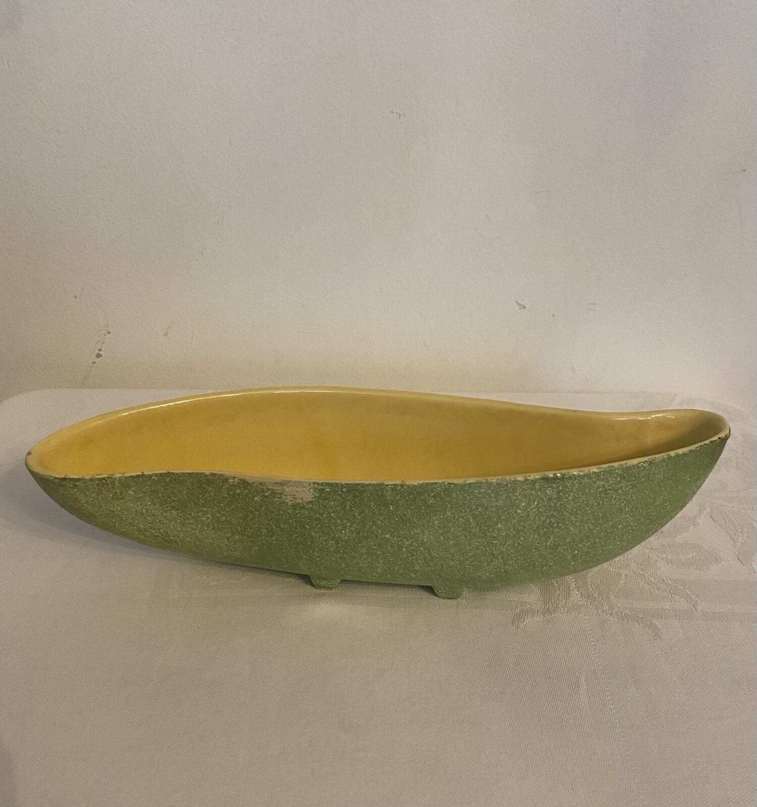 Vintage Shawnee USA Pottery Console Bowl MCM Planter Textured Green Yellow #1101