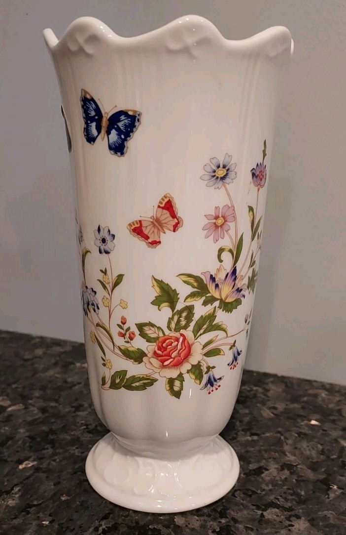 Aynsley Cottage Garden Vase 6.5″ England Bone China Floral Butterfly