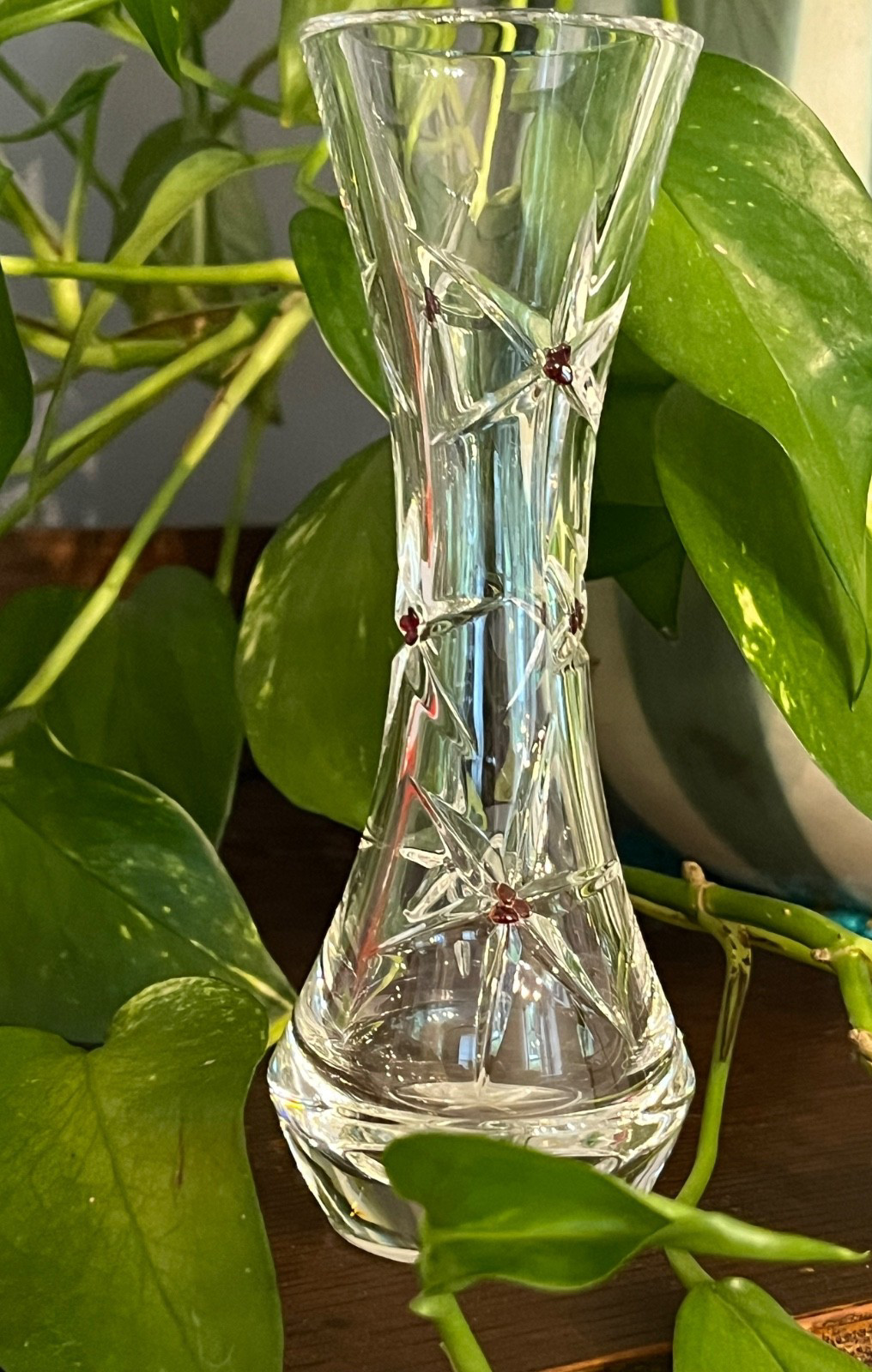 Vintage RÜCKL Bohemia Clear Crystal 6″ Star Vase w Ruby Red Stained Accents