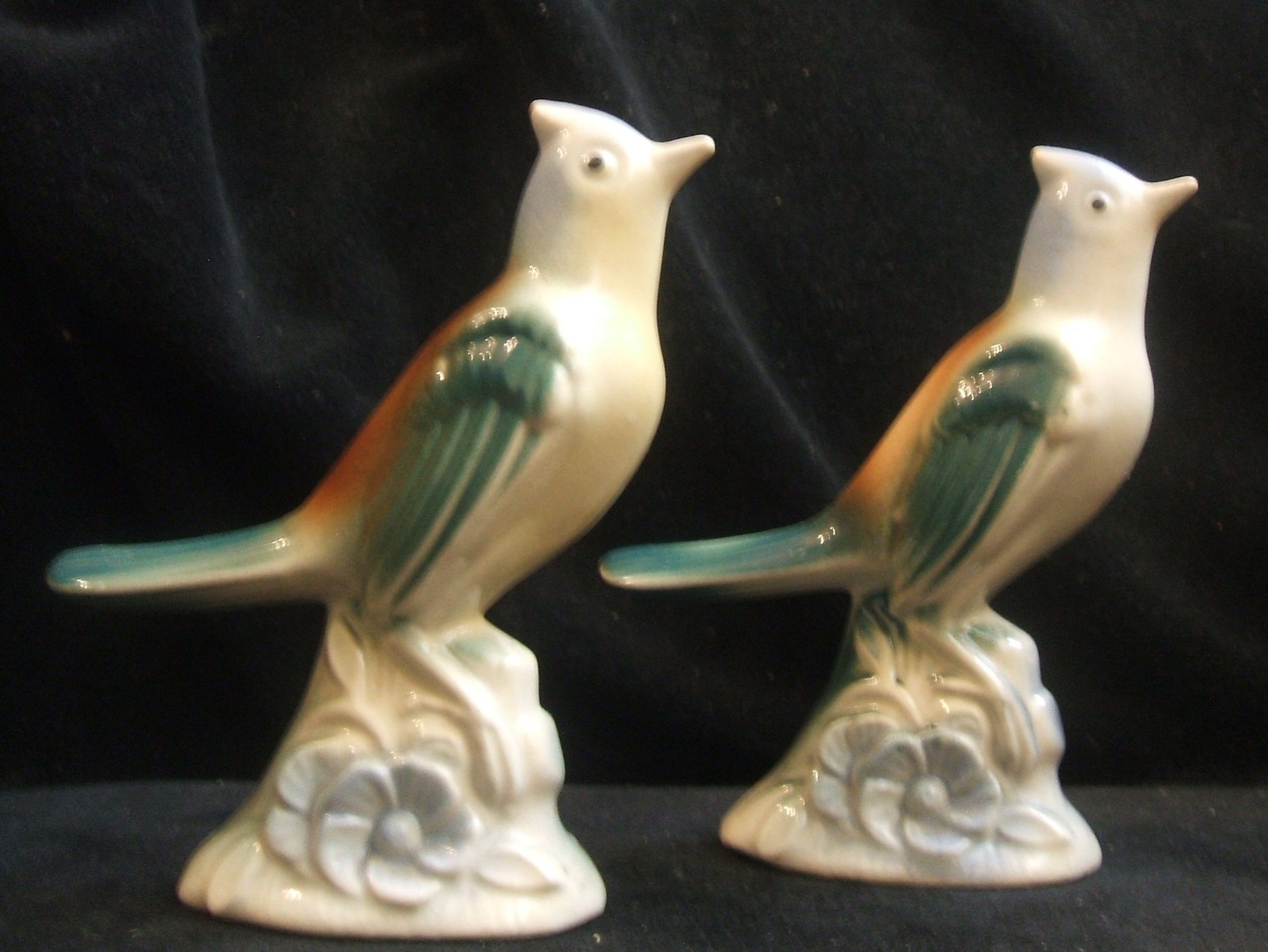 2 Vintage Royal Copley Ceramic Larks Bird Figurines 5 1/4 Inches Tall