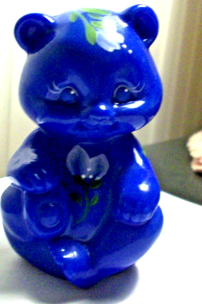 Fenton periwinkle blue art glass 3 1/2” BEAR white flowers H.P. signed M Hope