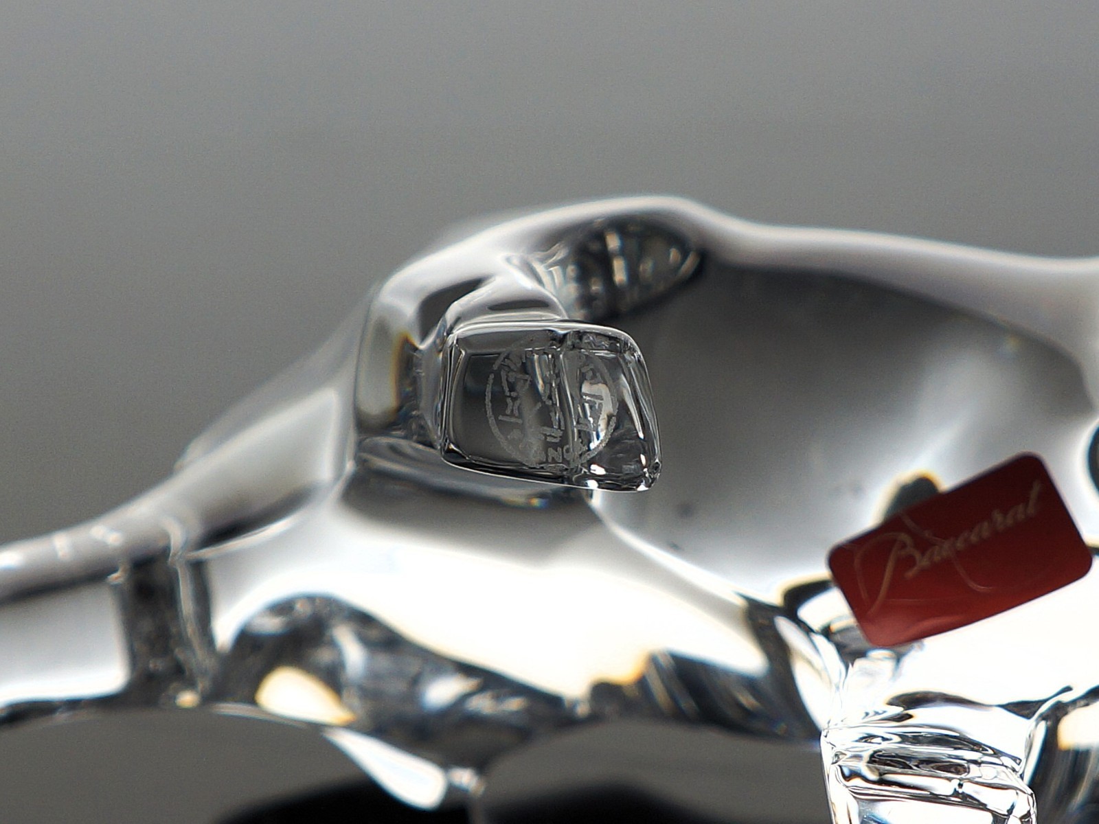 BACCARAT CHINESE ZODIAC BOAR RAZORBACK (2106518) CLEAR CRYSTAL FIGURINE – 2007
