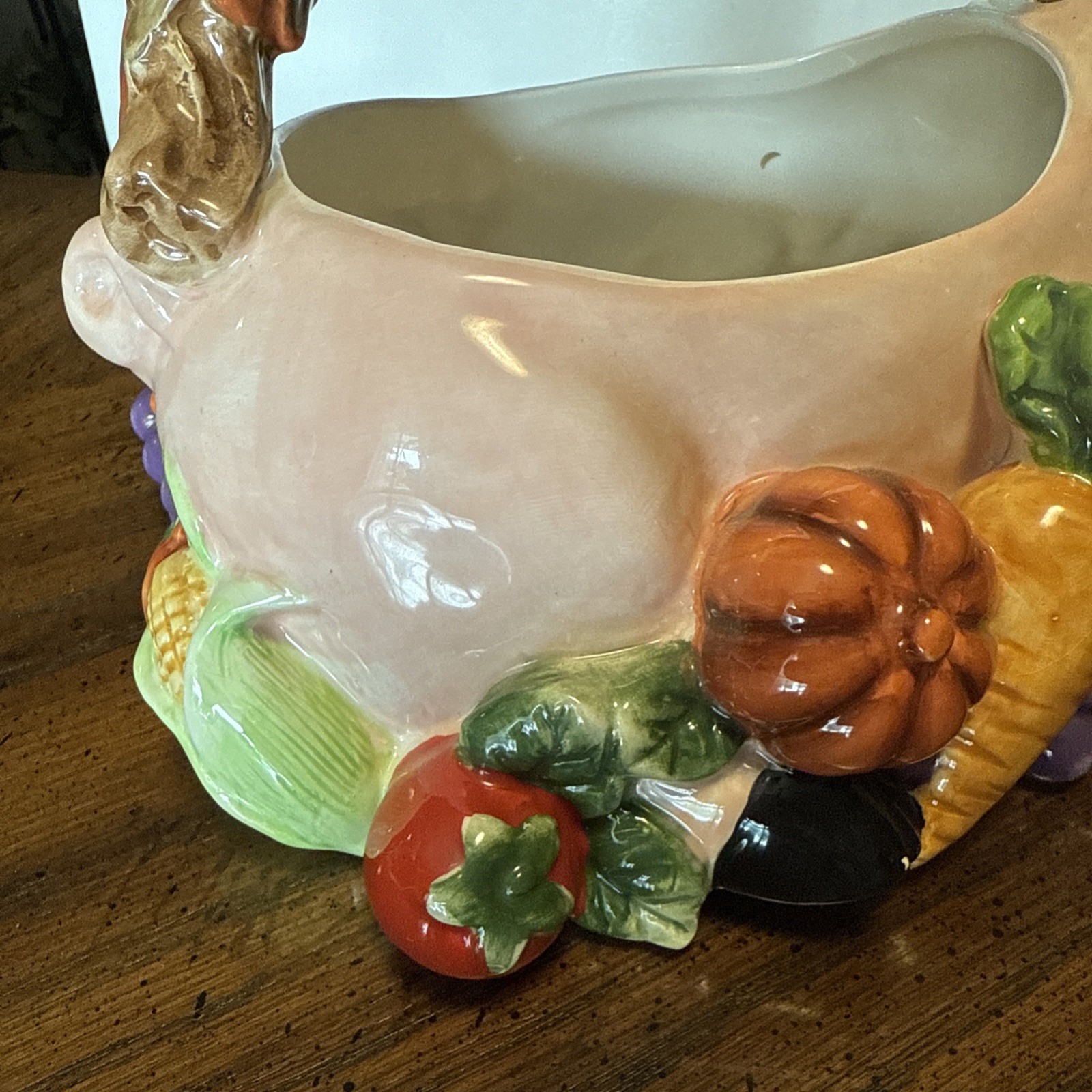 Signature Home Collection Ceramic Pig Planter Basket Vegetable Decoration VTG