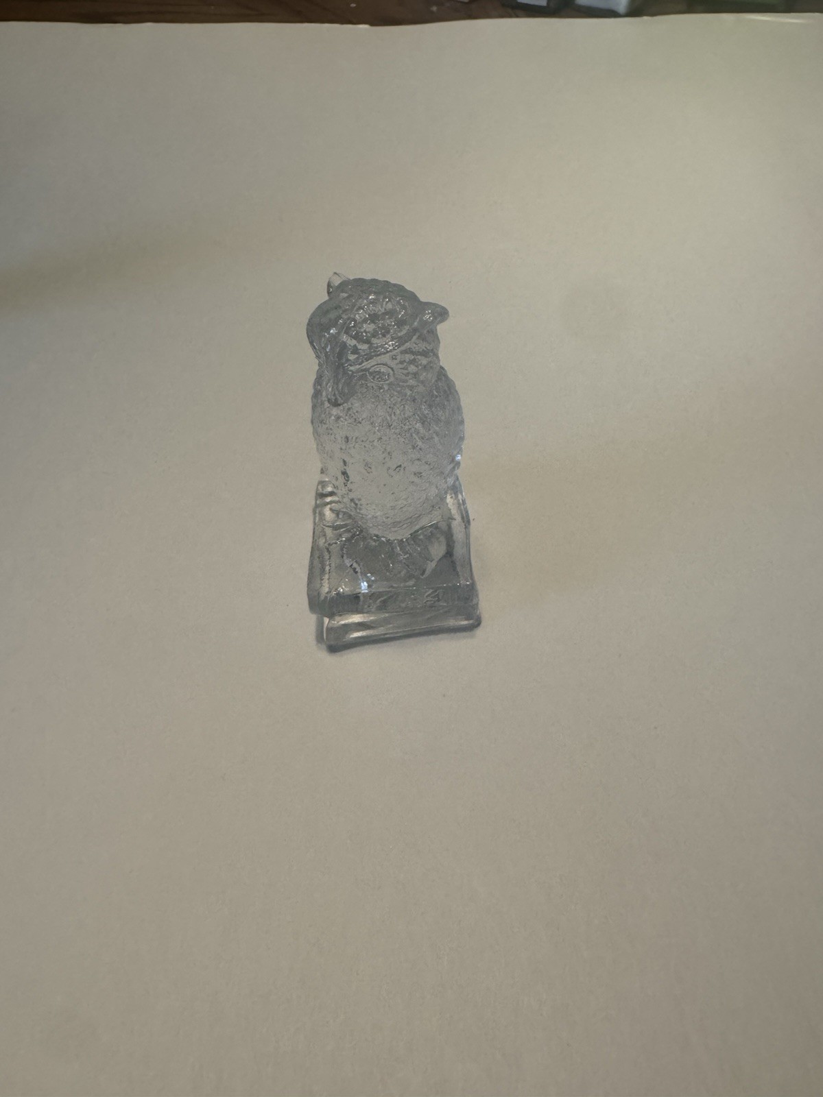 VTG 1970s Clear Wise Ole Owl” Figurine by Degenhart 3.50″Tall On Books