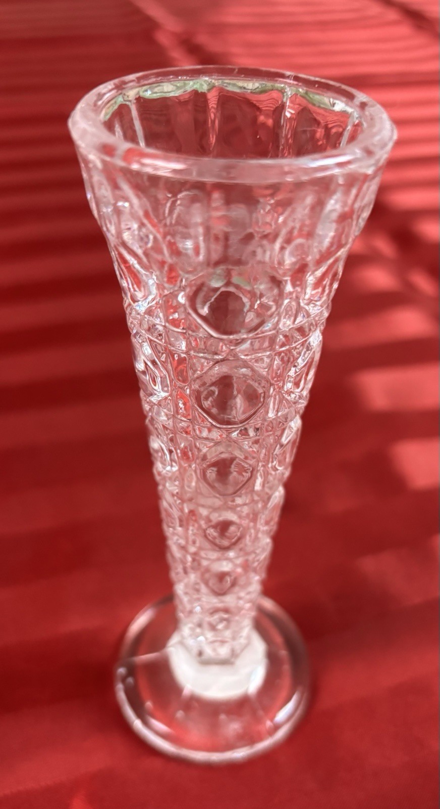 ARTMARK MCM 24% Lead Crystal-Cut Graduated Bud Vase 6″ Tall Diamond Pattern