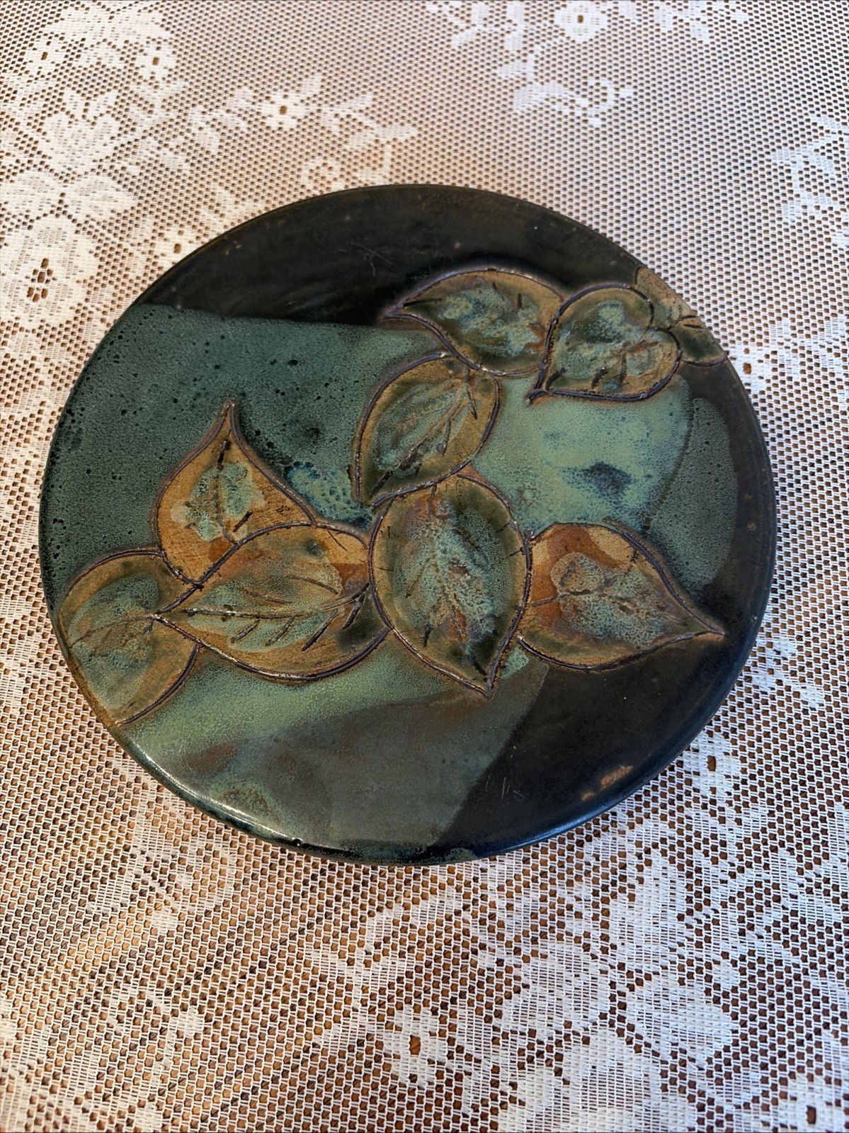 Vintage Studio Pottery Wall Plaque Platter 7.75″ Carved Leaf Ceramic Trivet Art