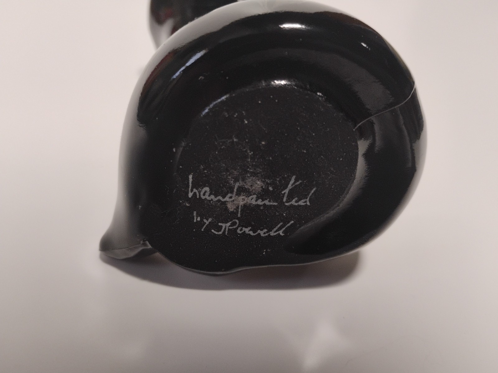 FENTON BLACK FOX ART GLASS FIGURINE HAND PAINTED SIGNED J POWELL 4.75″H