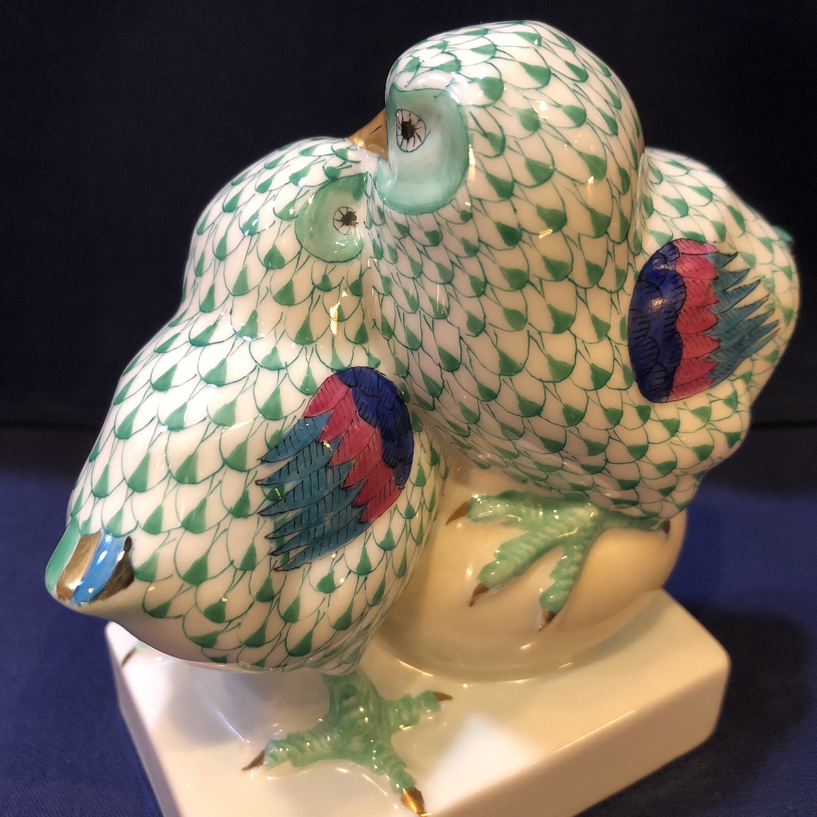 Herend Figurine – Pair of Chicks on Egg – Green Fishnet