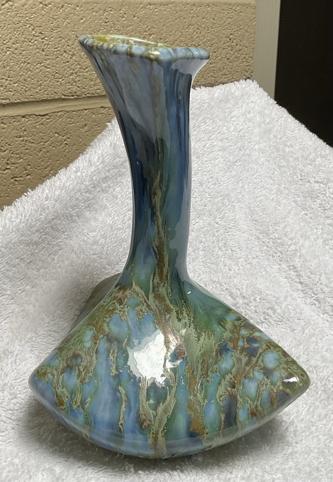 Signed Monterey Jade art pottery tri-corner 7.25” vase