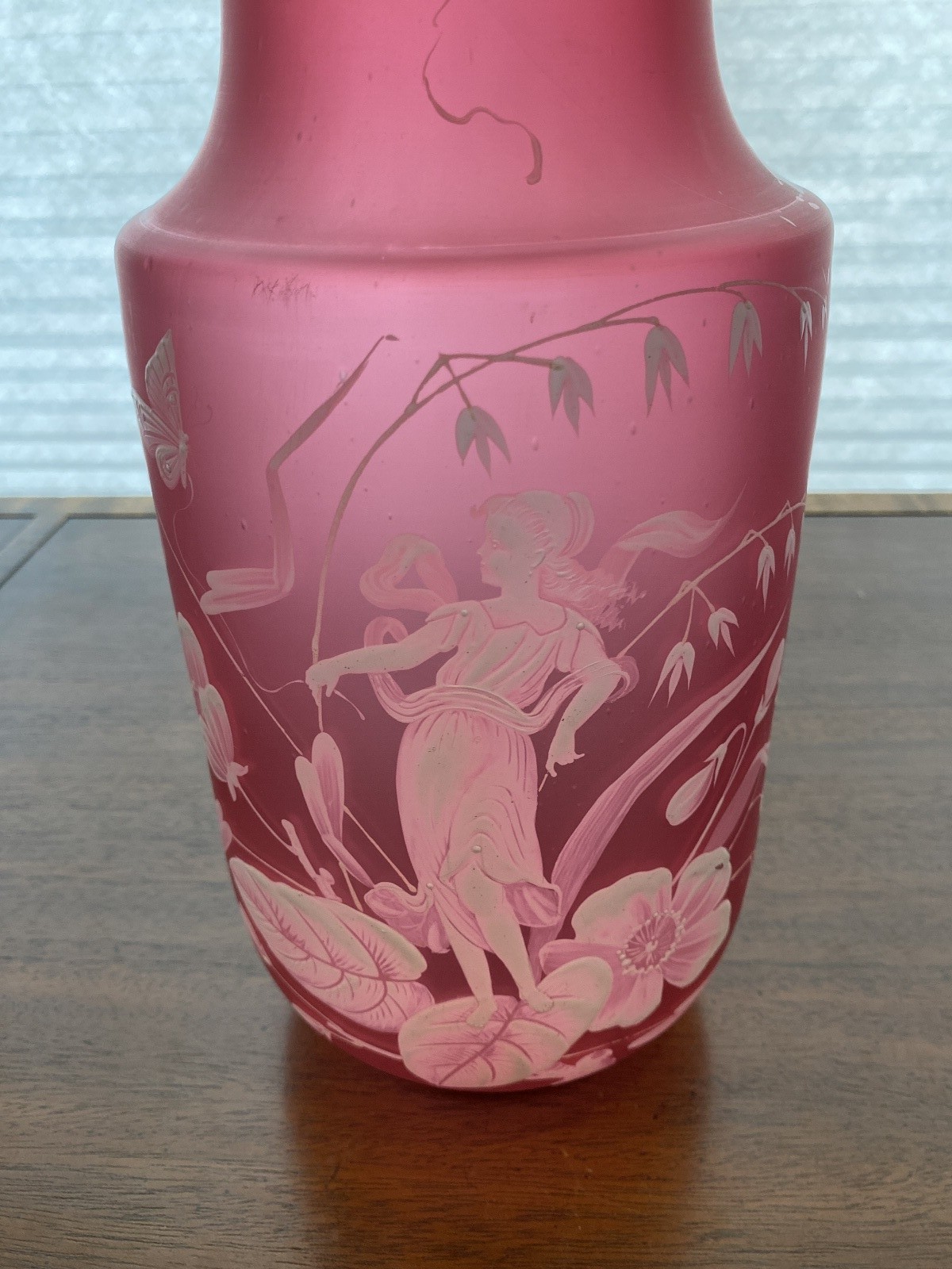 RARE ANTIQUE FLORENTINE ART CAMEO LARGE Cranberry Vase W/Woman In Nature 12.75″H