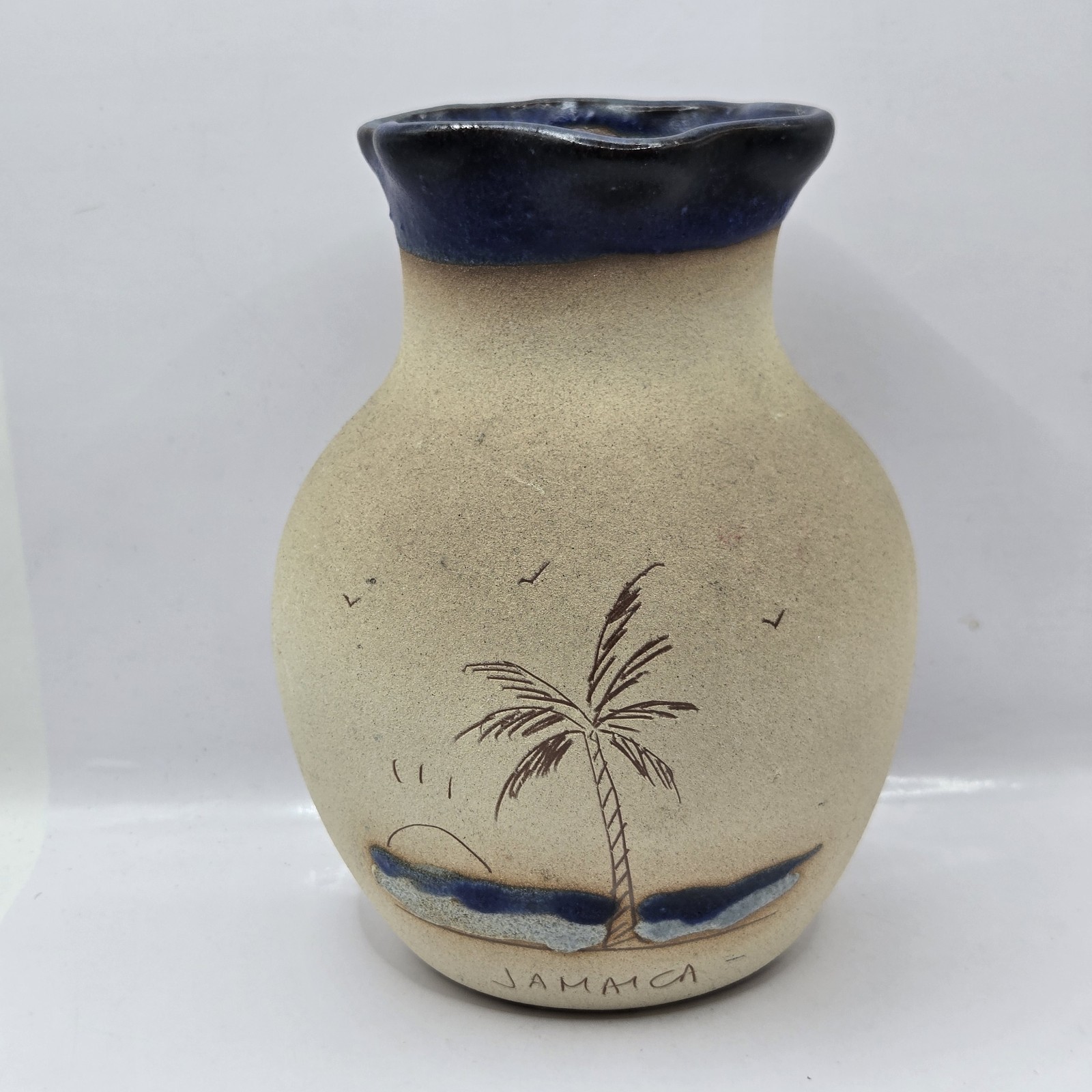 Jamaica Stone Pottery Vase Textured 6.5″ MCM Beach Palm Tree Souvenir Signed