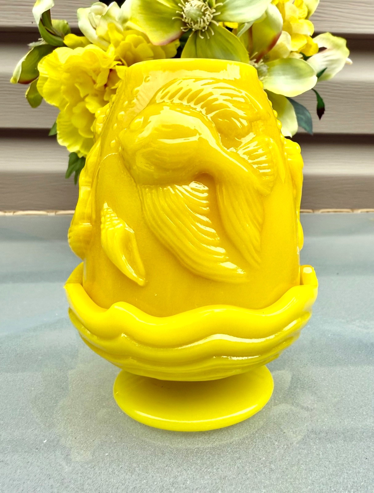 Fenton/WV Glass **DANDELION YELLOW ATLANTIS KOI FISH FAIRY LIGHT**2026