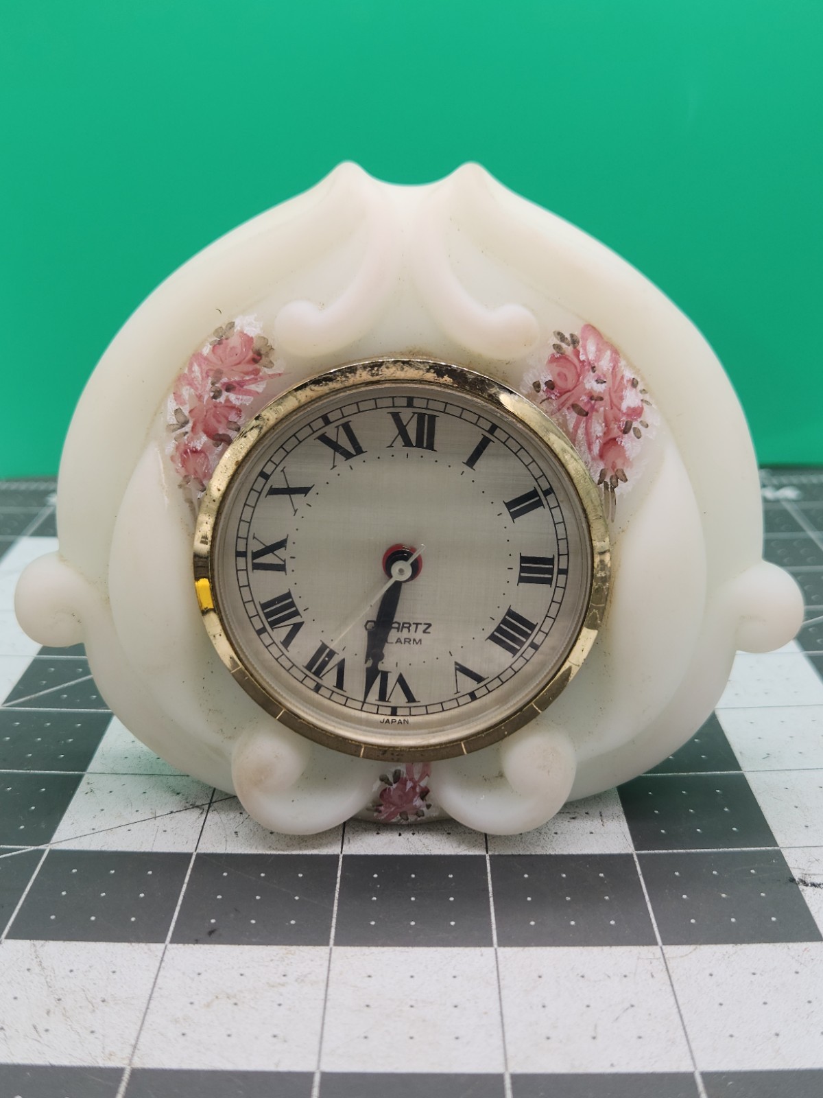 Fenton Milk Glass Handpainted Rose Bouquet Table Clock Signed By A. Farley