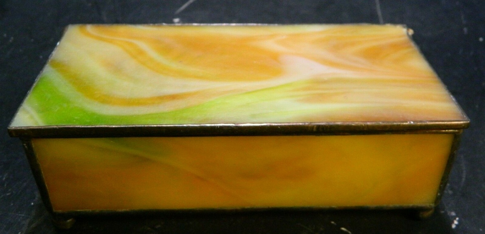 Hand Crafted Footed Yellow, Green & White Slag Art Glass Hinged Trinket Box VG