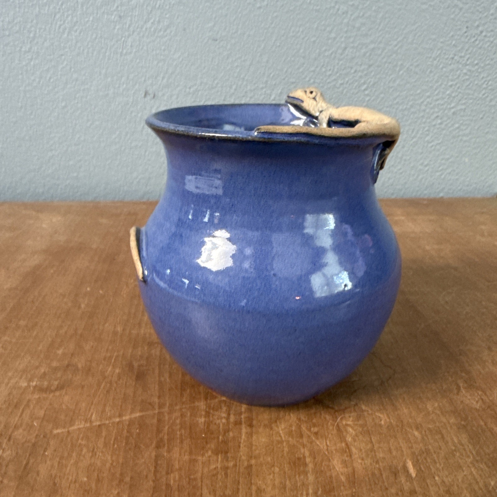 Vintage Blue Pottery Vase With Relief Lizards Signed