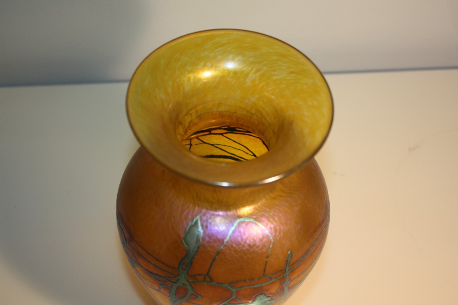 Beautiful Robert Held Art Glass Vase Iridescent