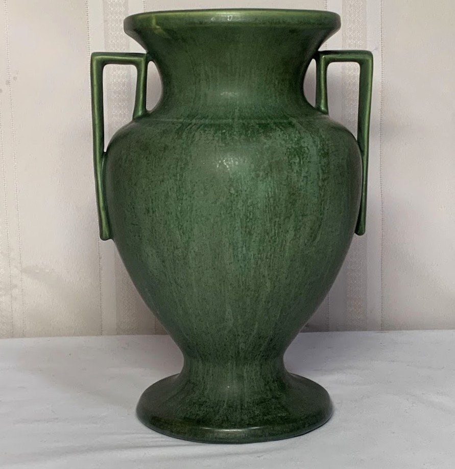 HAMPSHIRE POTTERY, CUCUMBER MATTE GREEN, LARGE BUTTRESSED HANDLED VASE EXCELLENT
