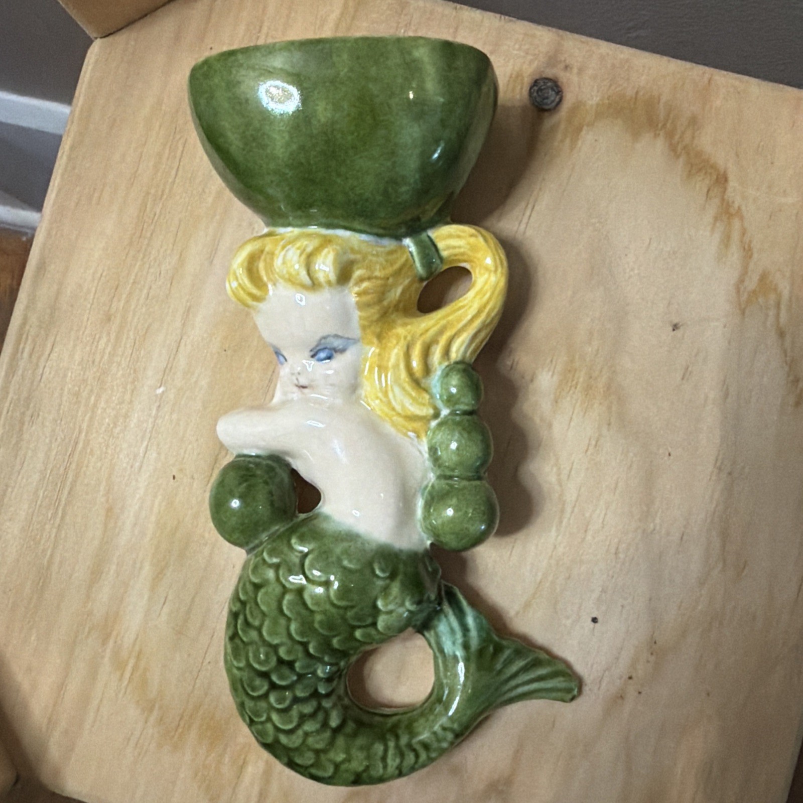 Vintage Goode Mold Ceramic Mermaid Wall Pocket 1950’s Kitchy Blond Hair Green