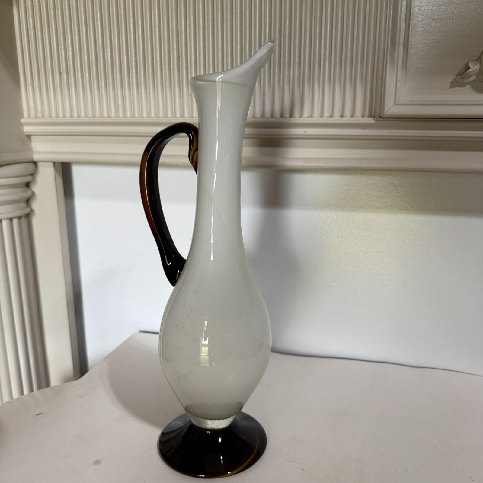 Vtg 16” Cristales de Chihuahua Mexico Opaline Art Glass Ewer Pitcher MCM White