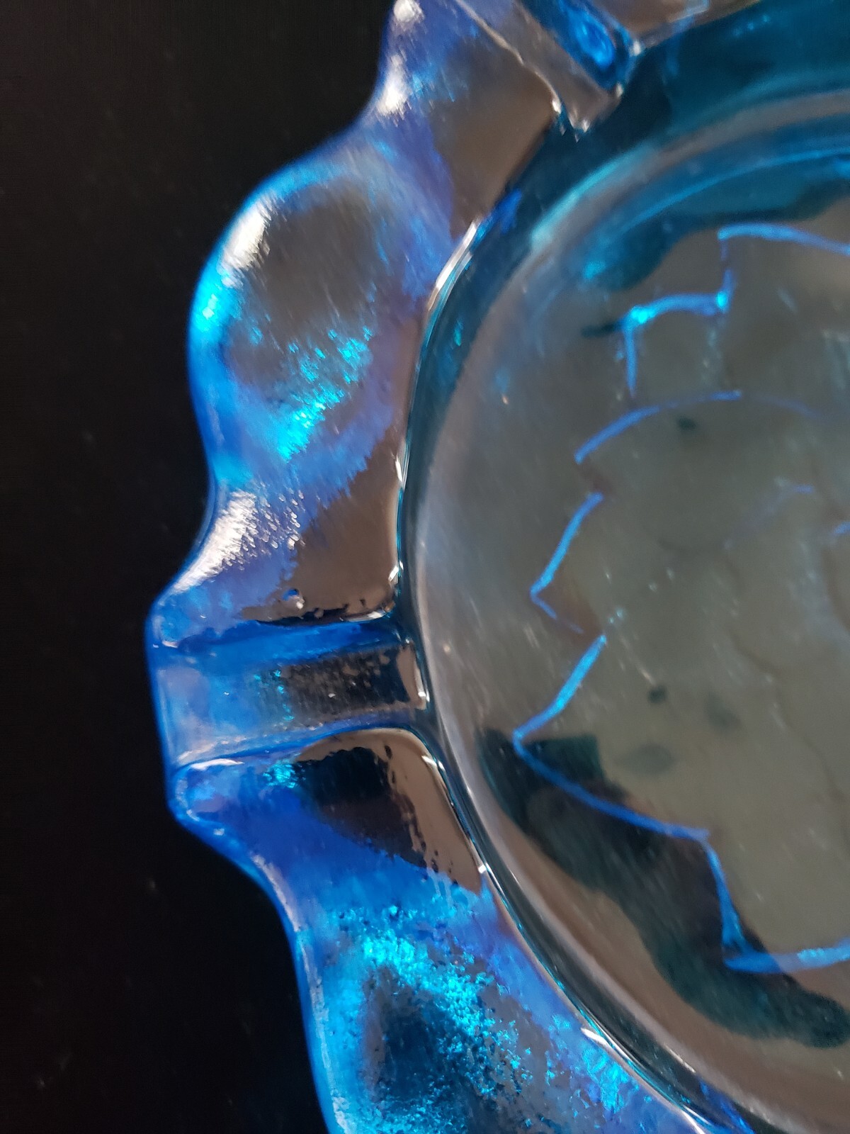 Vintage Heavy Blue Indiana Glass Ashtray Floral Bottom Tiara Lotus 4.6 lb 9.5 in