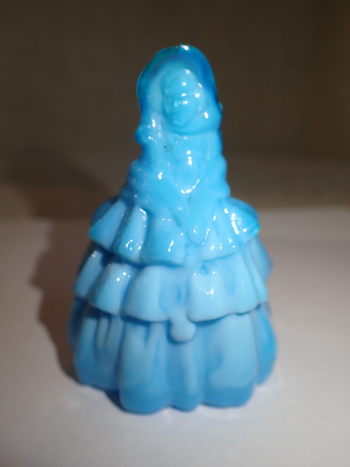 Boyd Glass Nancy Lady Figurine 2″ Capri Blue NICE