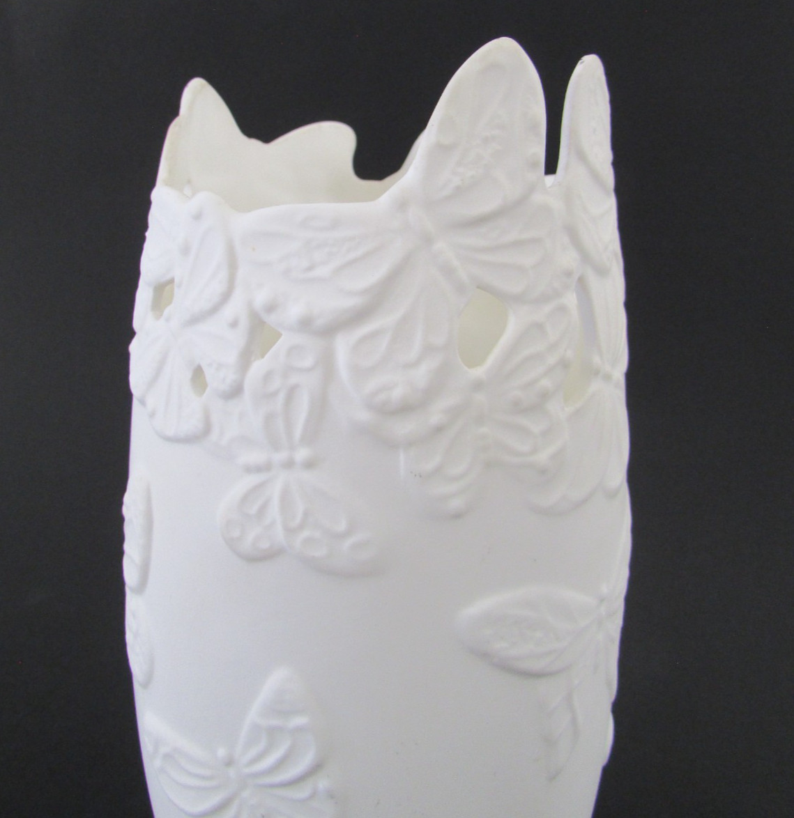 GUMP’S San Francisco White Matte Porcelain Butterfly Vase/Vessel