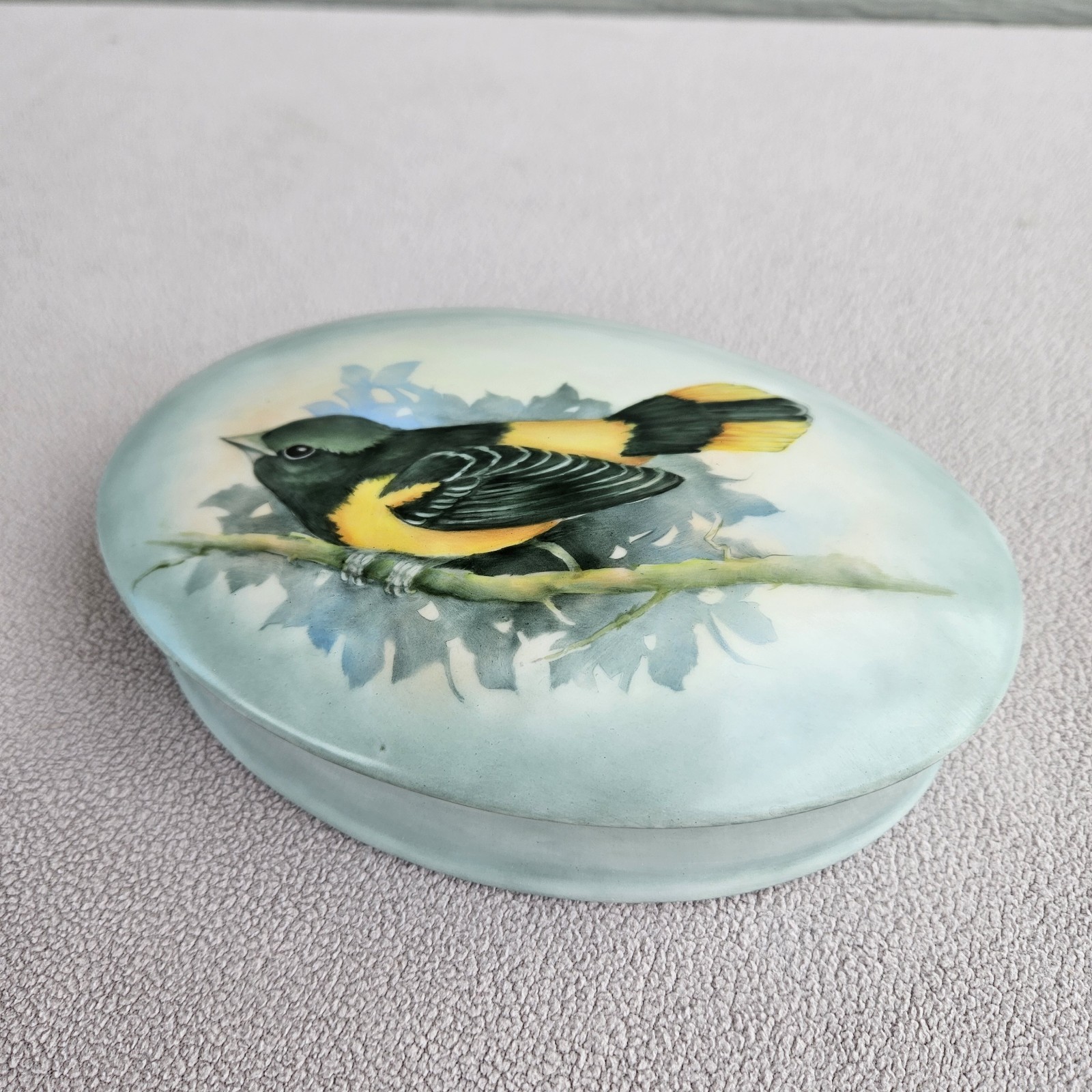 VTG Handpainted Ceramic Jewelry Trinket Box Bird Baltimore Oriole Oval 7″