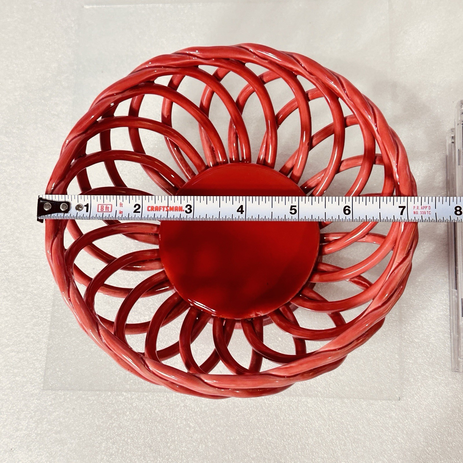 Home Porcelain Woven Lattice Bread Basket Fruit Bowl in Coral 7″ Round Diameter