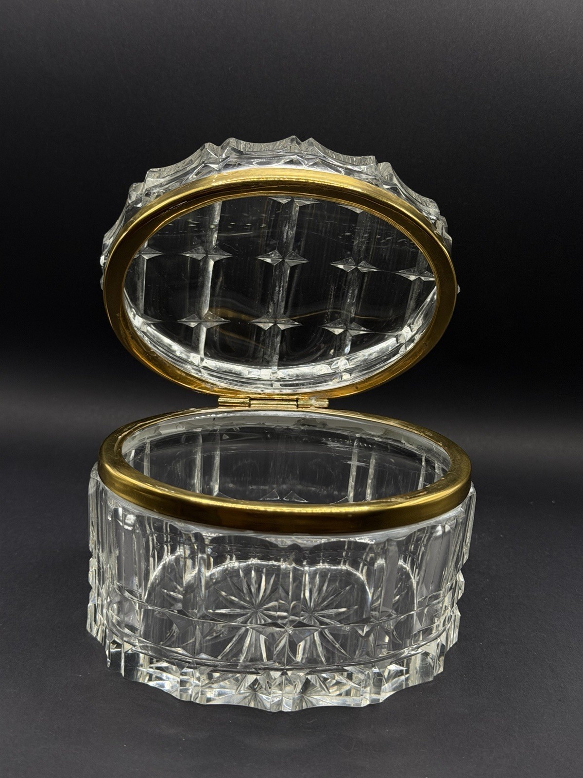 Vintage Crystal Jewelry Casket Box Oval Cut Glass Starburst Hinged Lid 4.5in