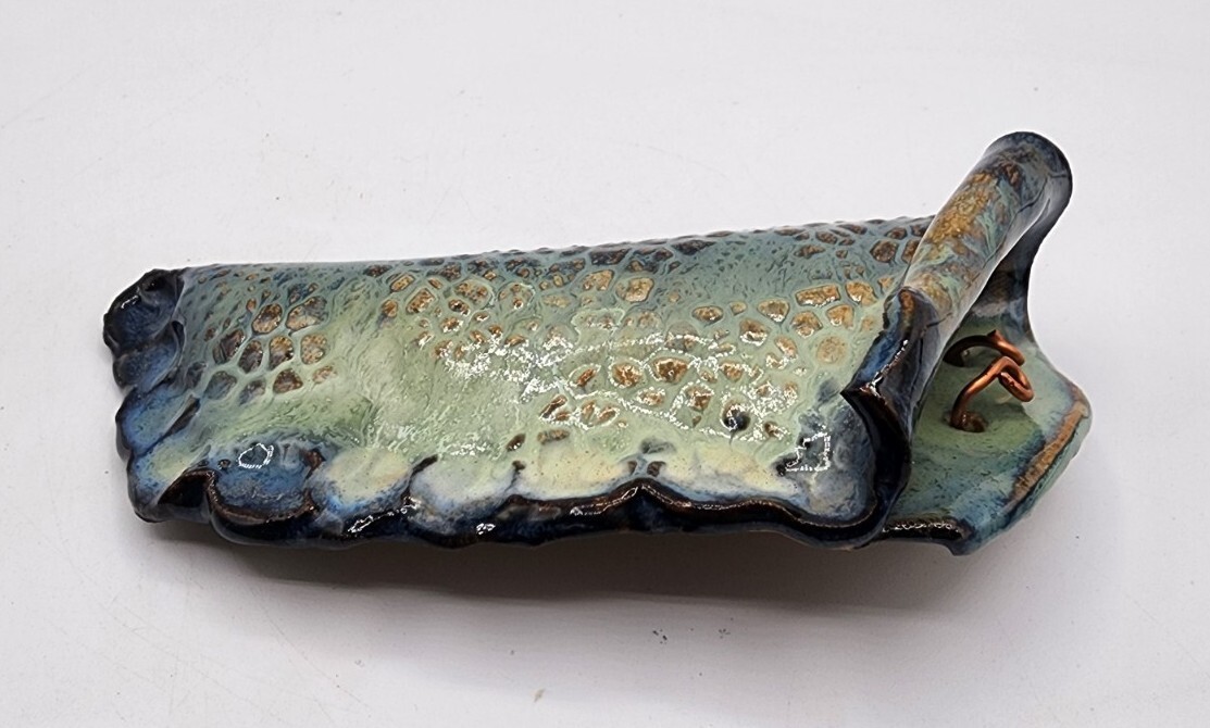 Studio Art Pottery Blue Wall Pocket Vase Signed Textured Sea Turtle Flipper 7″
