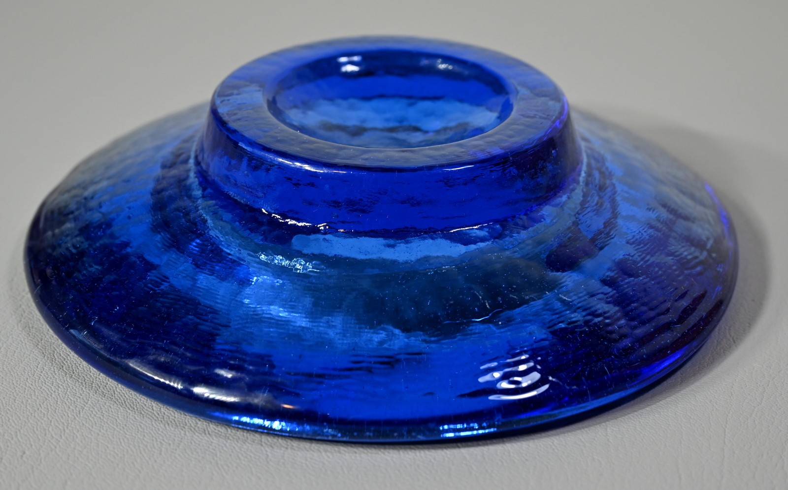 Fire & Light Art Glass Cobalt Blue Wine Bottle Coaster Candle Holder 6 3/4″