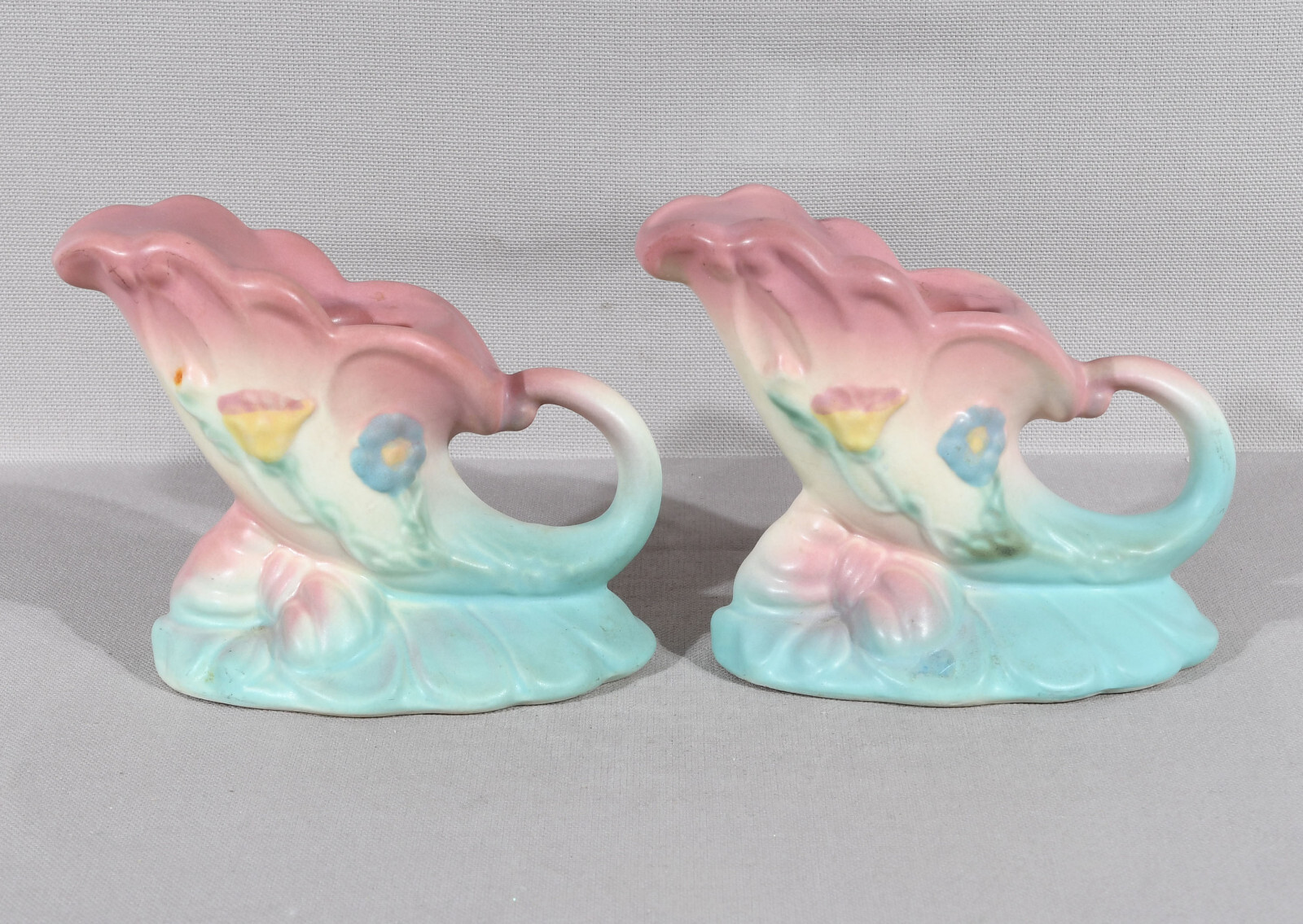Hull Pottery Pink/Green Bow Knot Cornucopia Candlesticks 4″ Tall