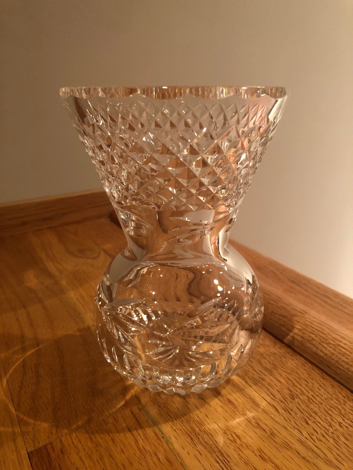 Cavan Fine Irish Lead Crystal Glass Hourglass Bud Vase Hand Made Cut ~ NWOB