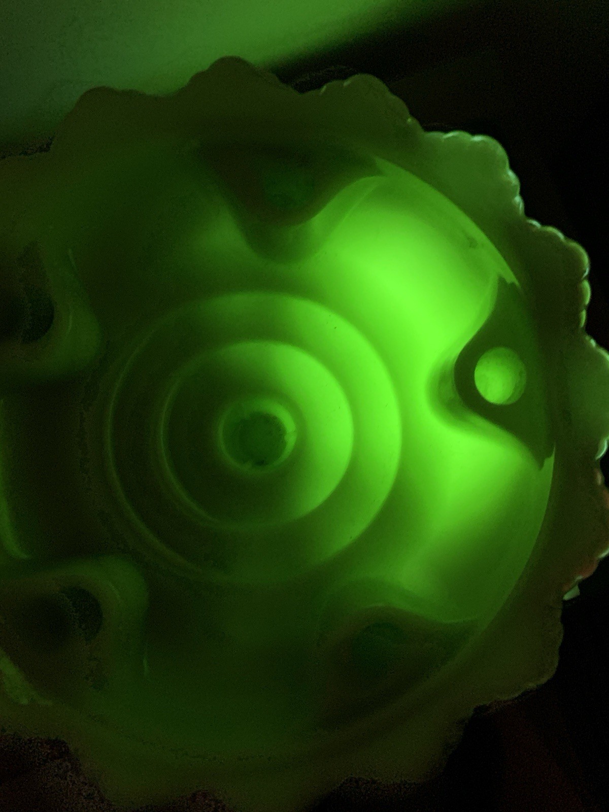 Fenton Uranium Glowing Green Scalloped Edge Hobnail 6 Hole Candle Holder6.5×6.5”
