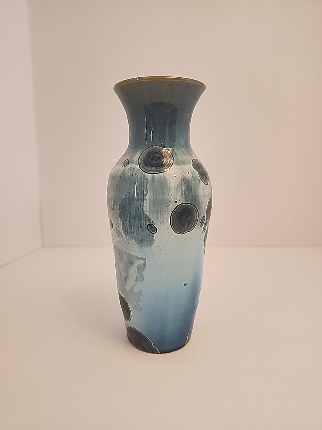 Montana 7.25″T Studio Art Pottery Vase Blue Crystalline Glaze Signed RW 2020