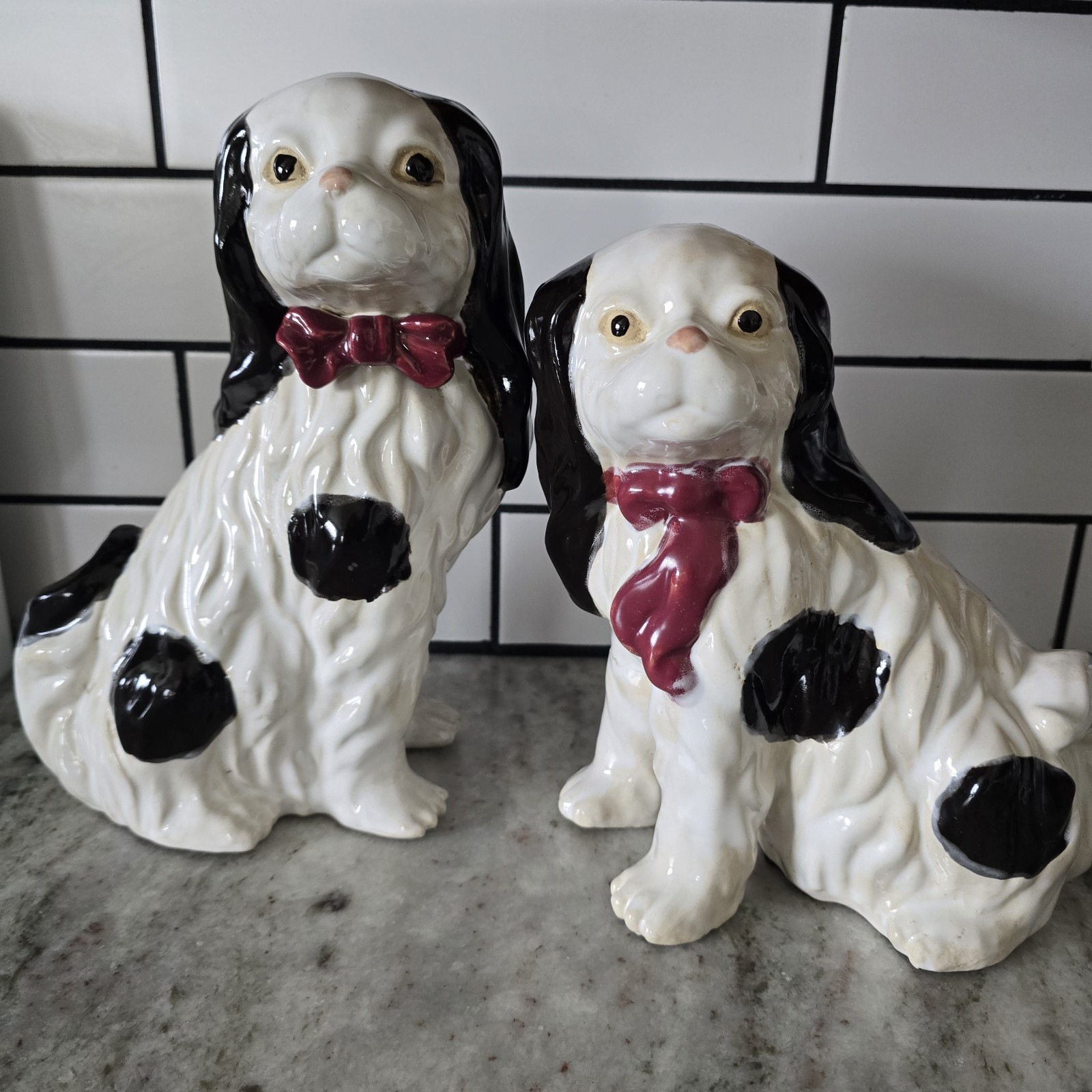 Vtg Staffordshire Cavalier King Charles Spaniel Dog Pair Mantle Reproduction
