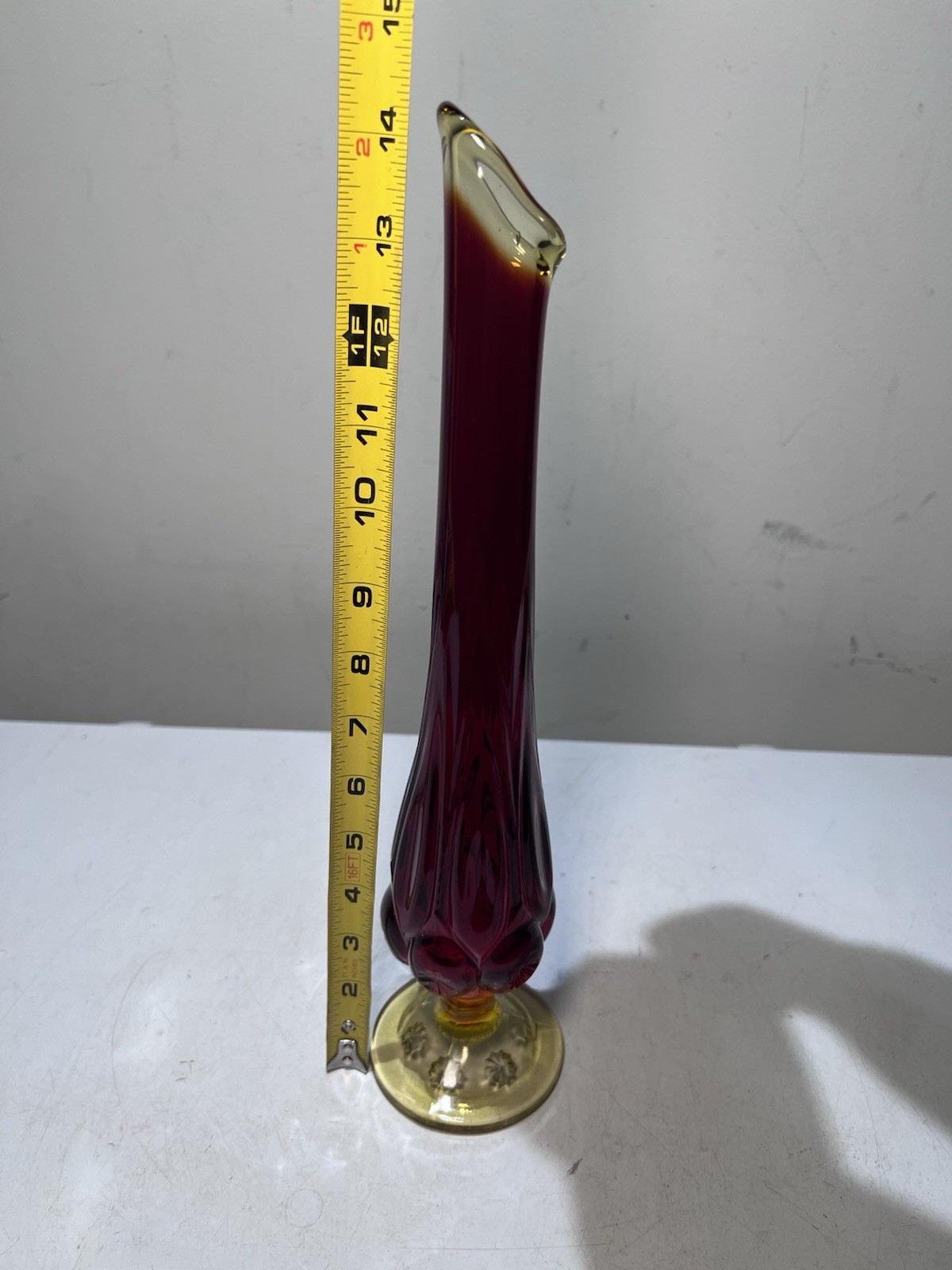 L. E. Smith Moon and Star pattern Vase 14.5″ Tall