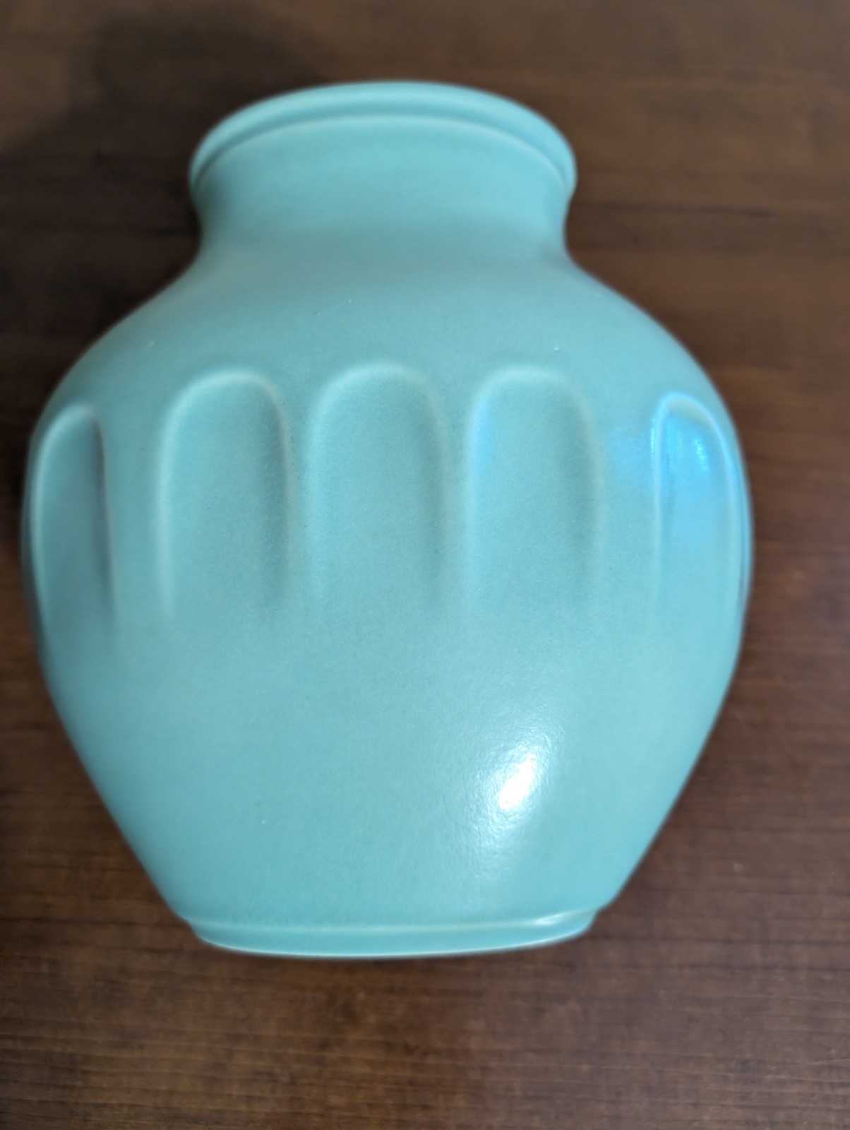 Vintage Hyalyn 311 Pottery Art Deco Matte Pastel Green Oval USA*MCM Vase Signed