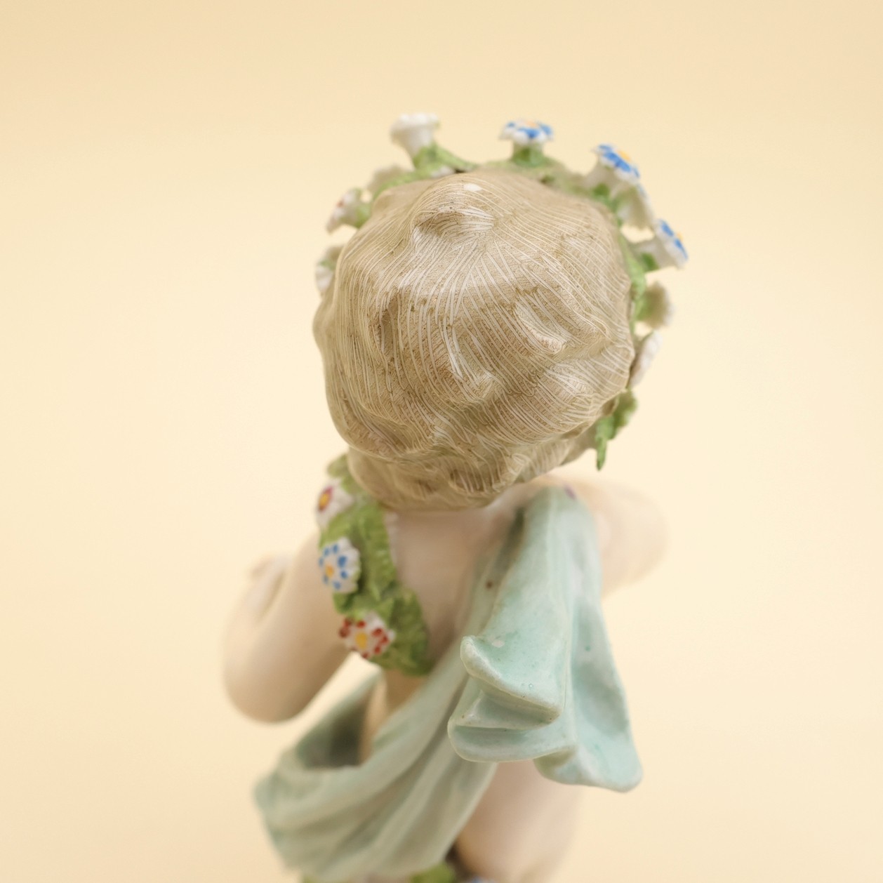 Georgian Pair Bow or Derby Style Porcelain Putti Figures Flower Wreaths & Crowns