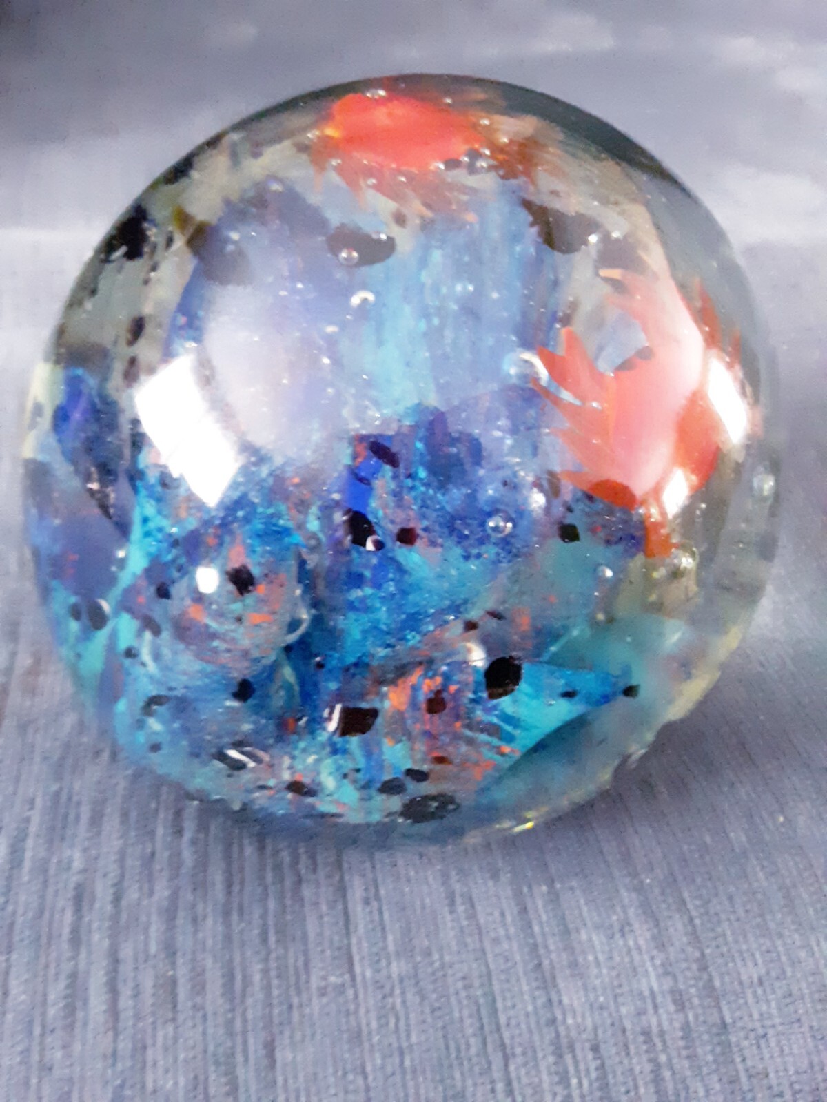 Art Glass Paperweight Sphere Underwater Scene Crabs Ocean Heavy 4 Lbs