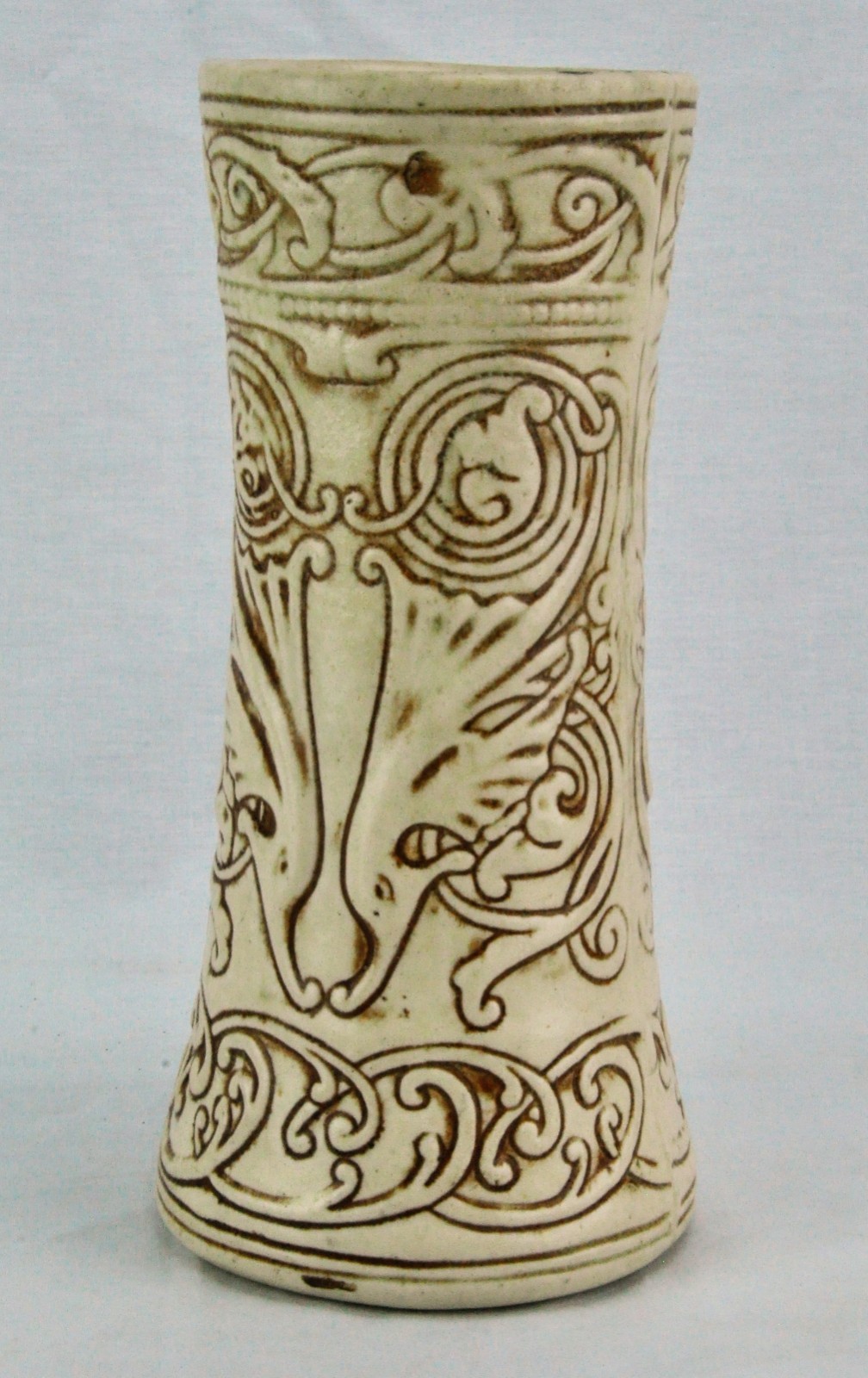 Weller “Clinton Ivory” Vase 10″ tall, Circa 1914 (BI#MK/180924)